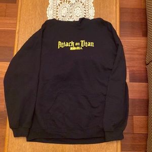 Attack on Titan sweatshirt || Used a couple of times, good condition, zumiez